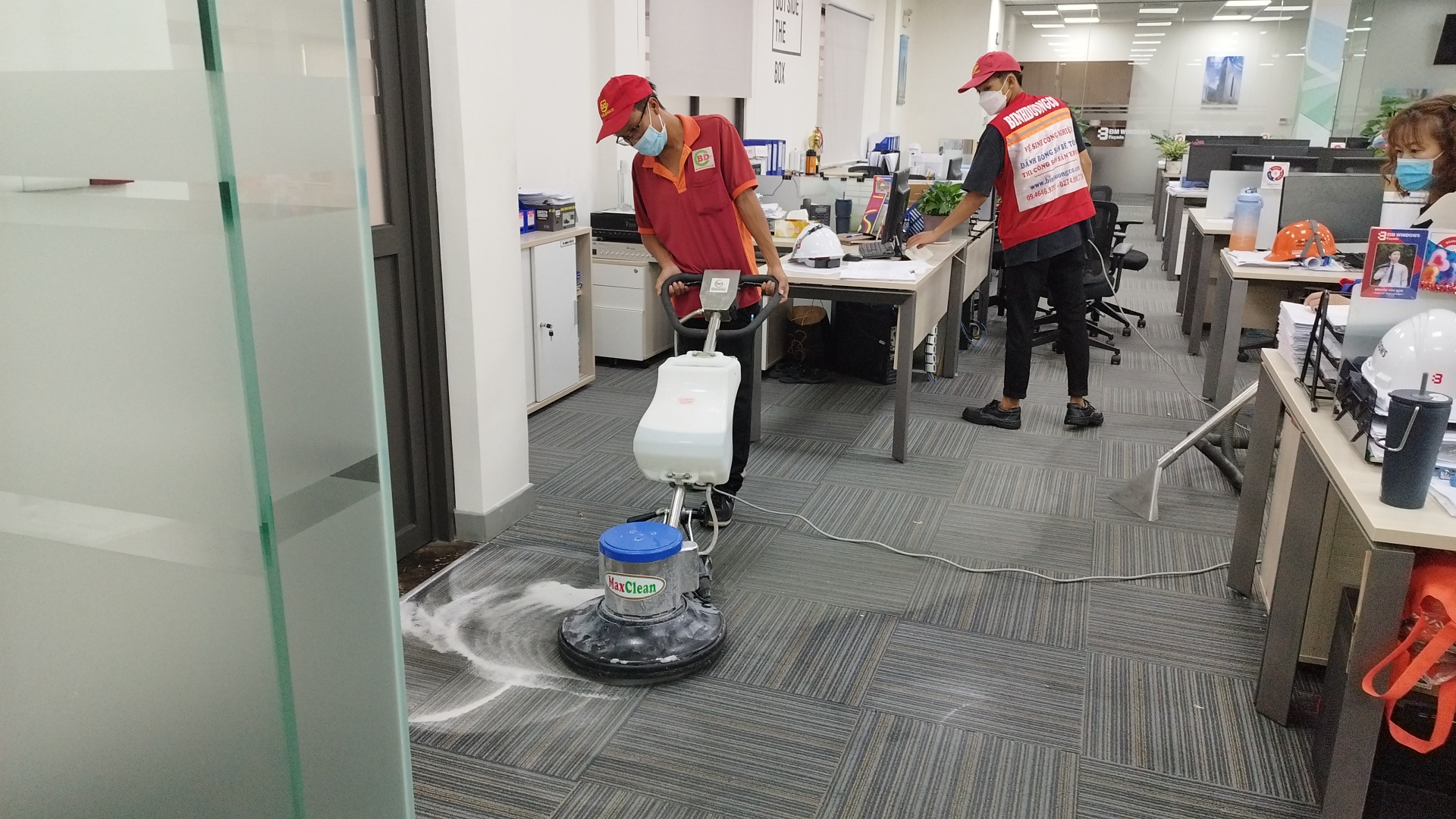 Vệ sinh công nghiệp Bình Dương