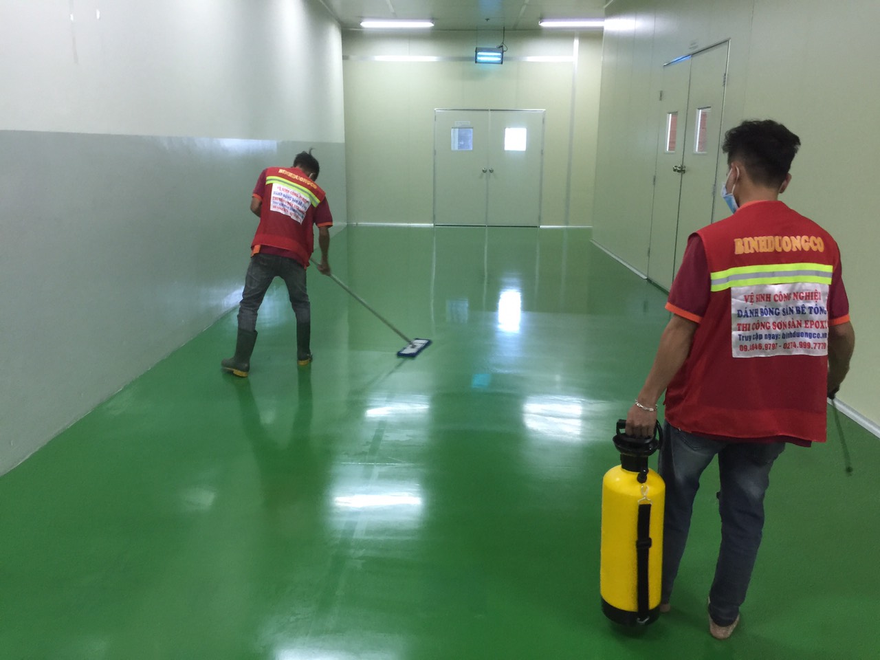 Dịch vụ vệ sinh công nghiệp Bình Dương