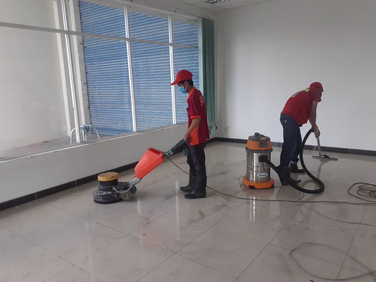 Dịch vụ vệ sinh công nghiệp